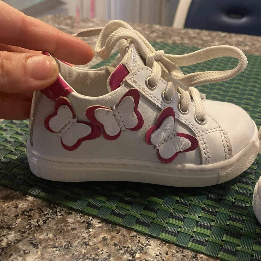 Toddler Leather walkey Shoes Size 19